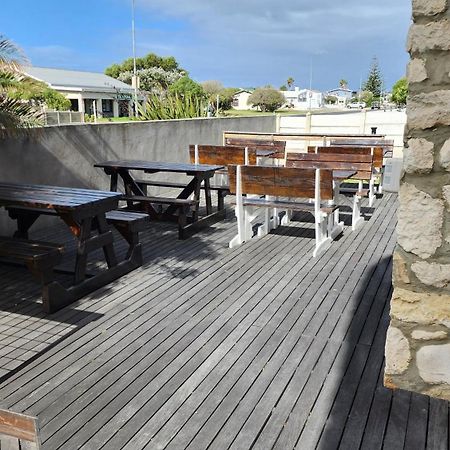 Stonehouse On Main Hotel Struisbaai Buitenkant foto