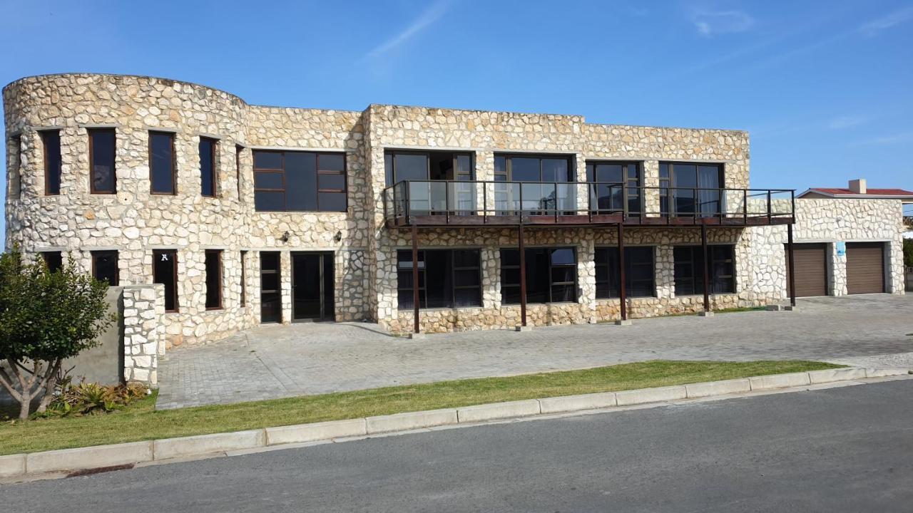 Stonehouse On Main Hotel Struisbaai Buitenkant foto