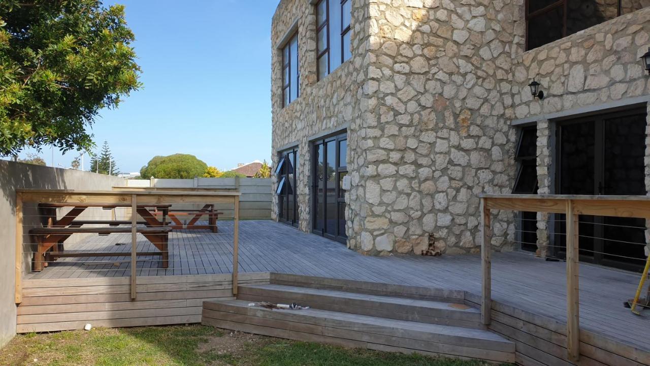 Stonehouse On Main Hotel Struisbaai Buitenkant foto