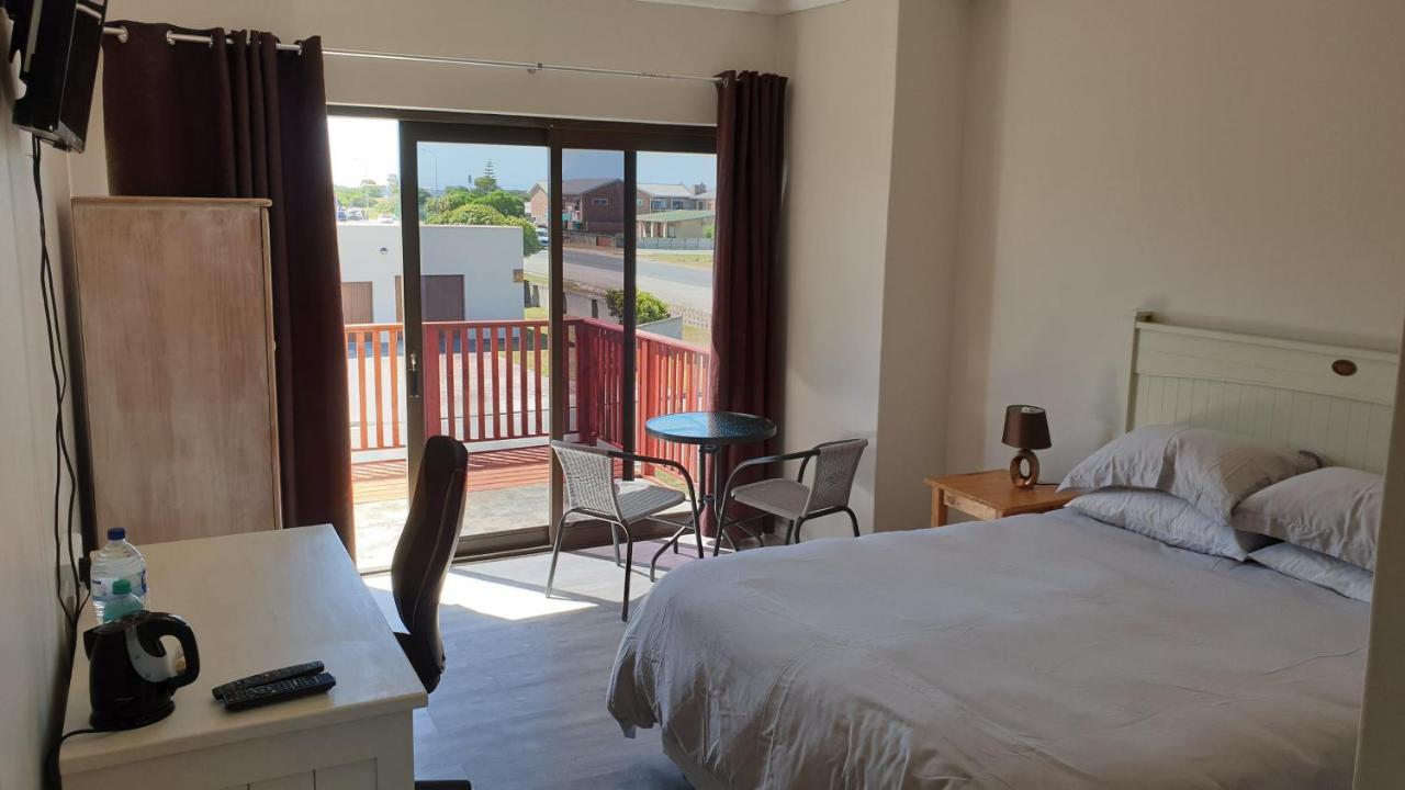 Stonehouse On Main Hotel Struisbaai Kamer foto