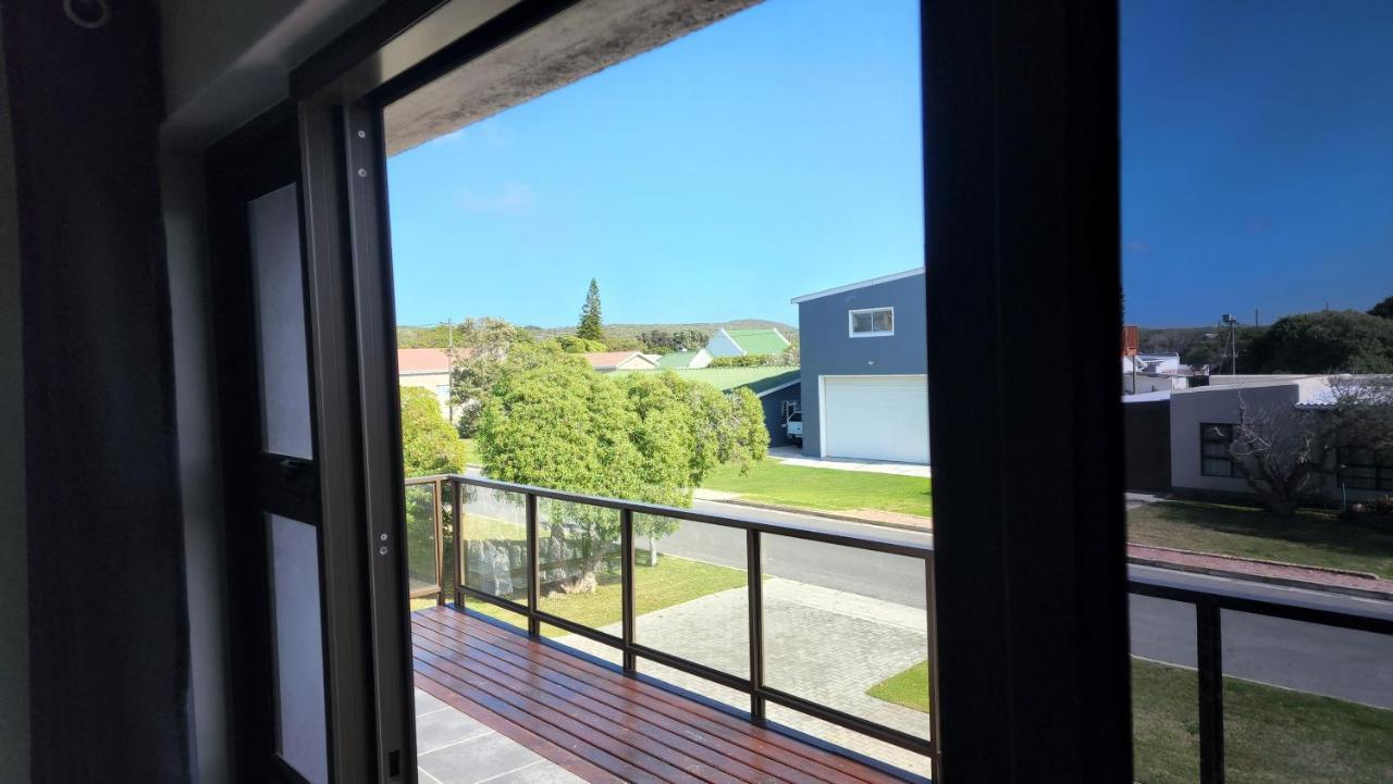 Stonehouse On Main Hotel Struisbaai Buitenkant foto